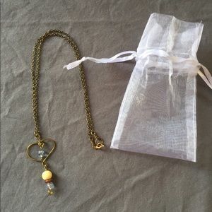 Handmade Gold-tone heart-shaped pendent necklace (18”)